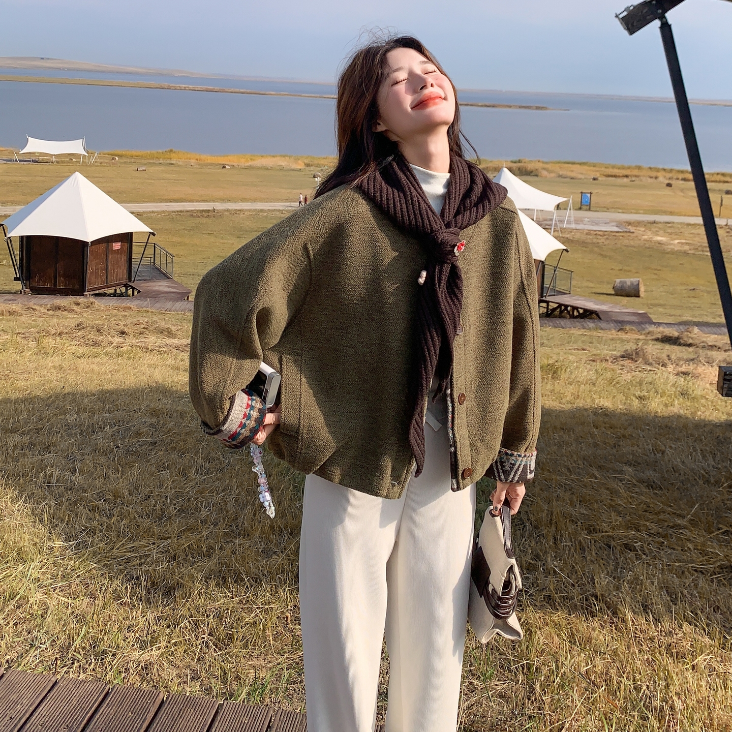 【新款】现货撞色拼接绿色毛呢外套297-1815-P165-K238，女装短外套，艾艾淮淮