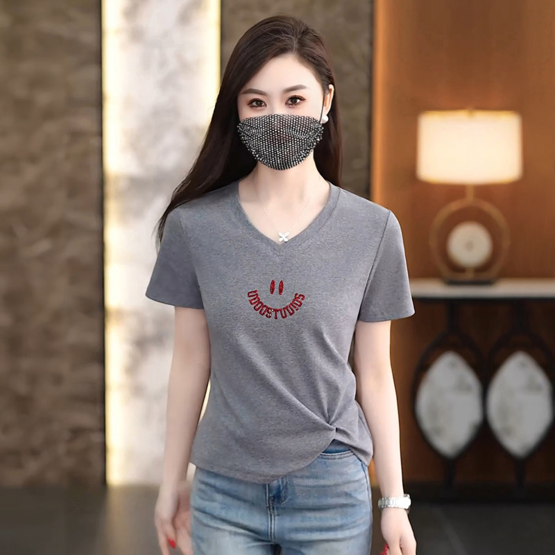 短袖t恤女2026新款夏季正肩V领不规则短款上衣时尚修身小个子半袖