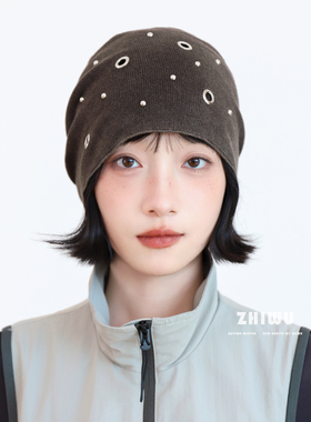 知雾复古铆钉装饰包头帽女保暖