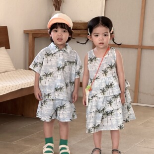 儿童夏季套装男童度假风2026新款宝宝洋气露背女童连衣裙兄妹夏装
