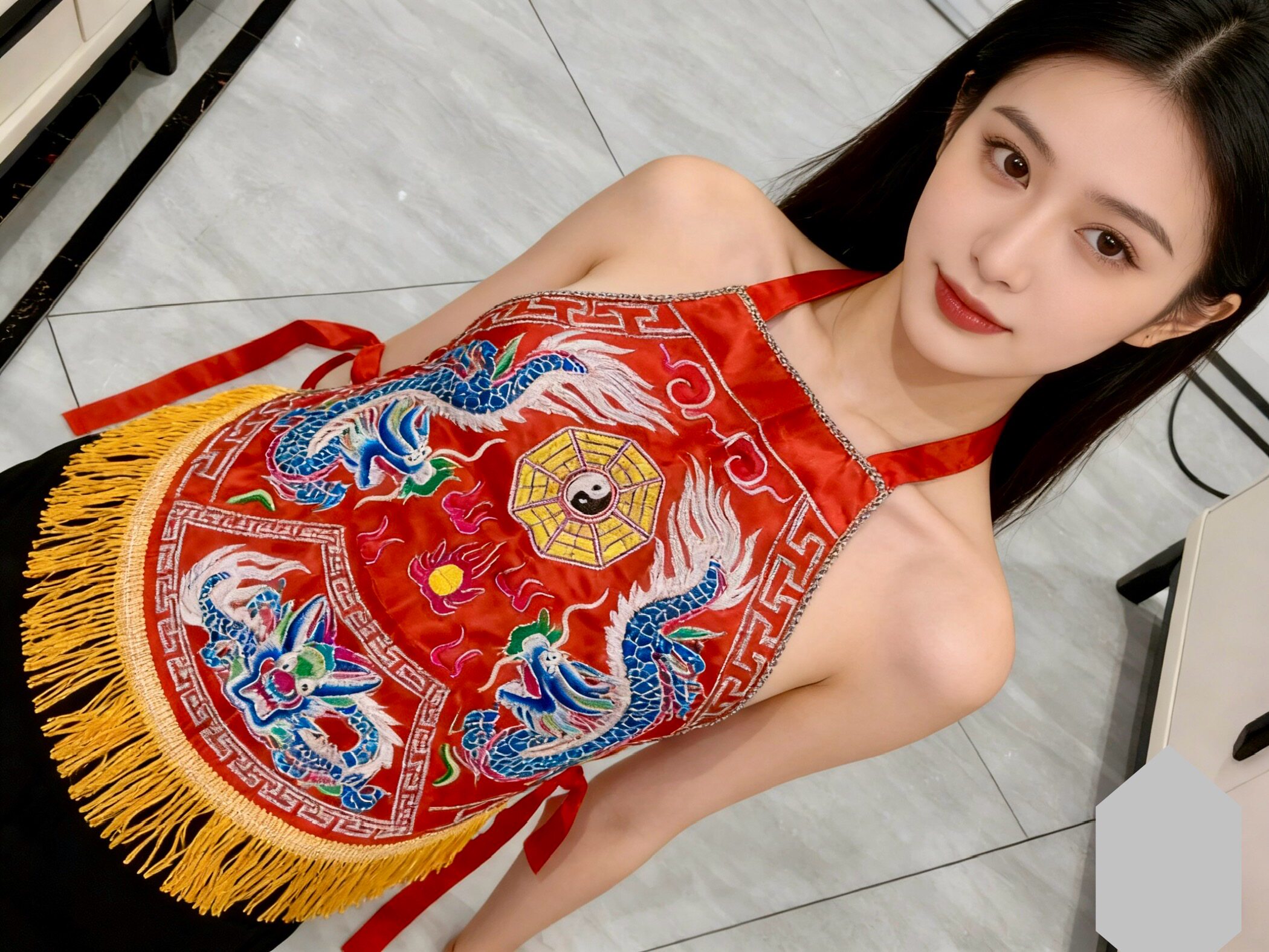 精品龙款钩金绣龙肚兜均码绣品佛像肚兜金童玉女哪吒肚兜