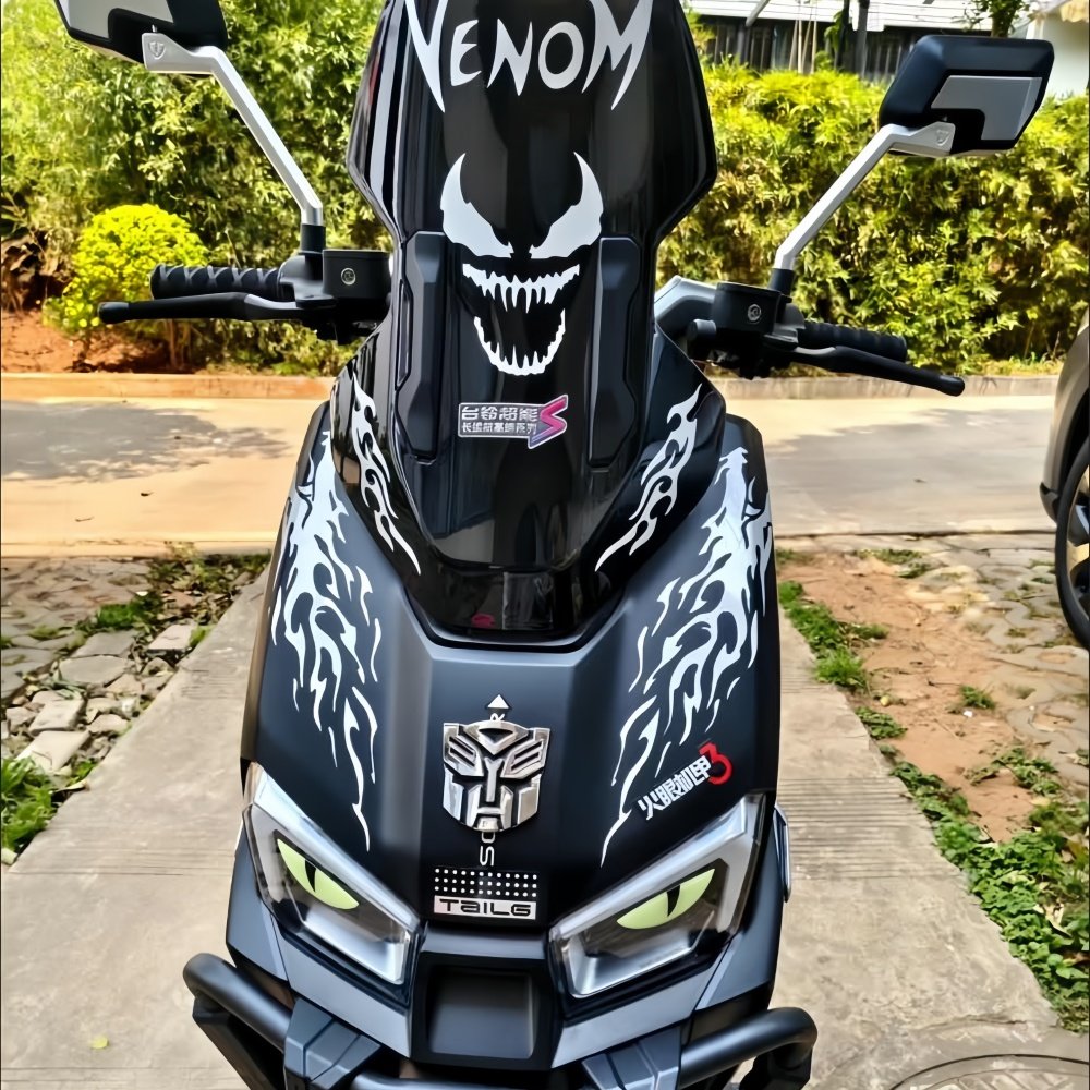 适用台铃封神电动车风挡毒液装饰