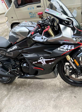 适用于春风450SR车身侧边装饰46贴纸拉花版画反光头盔A星改装划痕