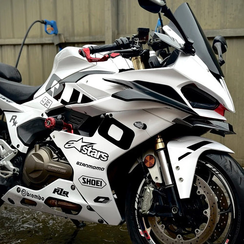 适用钱江赛550s车身贴纸拉花版画