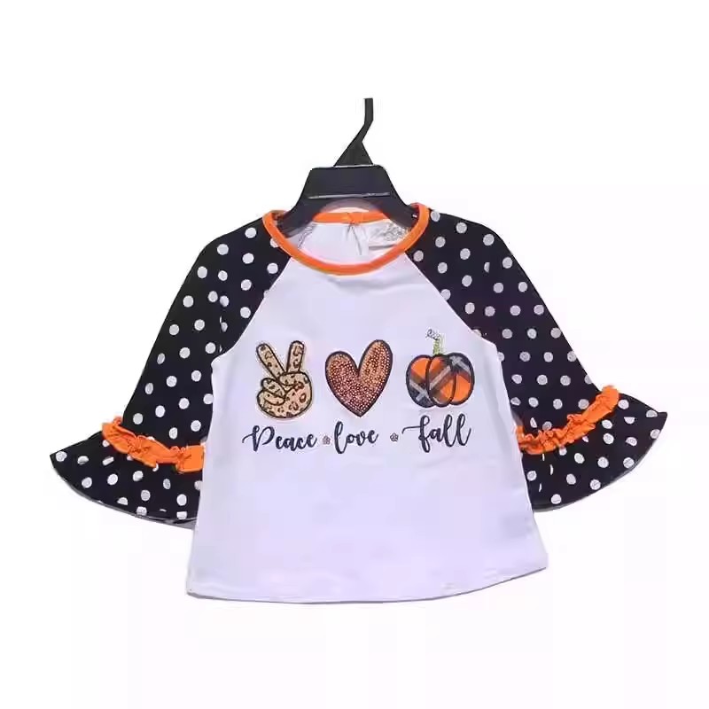 女孩春装喇叭袖上衣圆点上衣