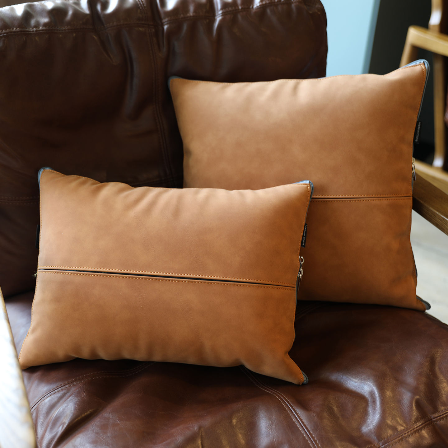 高档皮革款汽车靠垫腰靠抱枕被