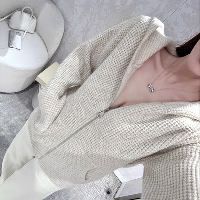 韩雨嘉【row感舒适】燕麦色含羊毛混纺花纱 宽松连帽针织开衫