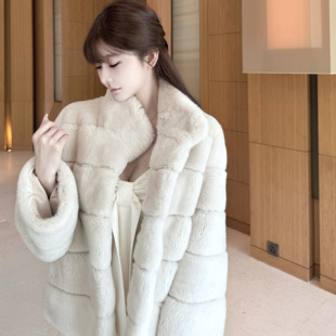 韩雨嘉【奶霜兔兔】水貂横排的工艺 雷克斯进口A级獭兔毛皮草外套