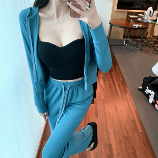 胸垫吊带内衣 内搭刚需交叉美背款 韩雨嘉 很显CUP