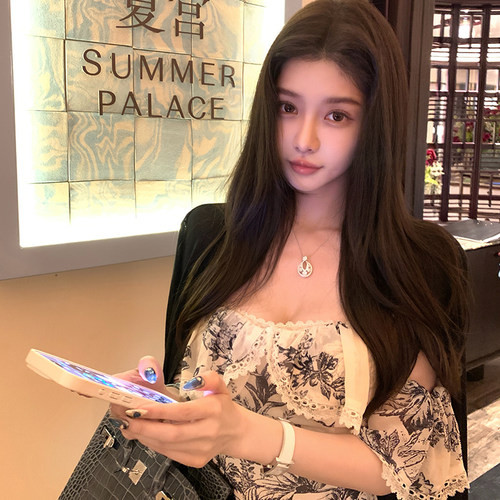 印花荷叶边连衣裙含胸垫