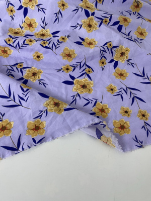 A616夏季紫色底印花聚酯纤维面料 柔软垂感女夏上衣连衣裙A字裙布