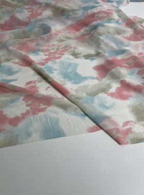 E674夏季白底扎染印花雪纺布头 飘逸柔软垂坠透气连衣裙上衣面料