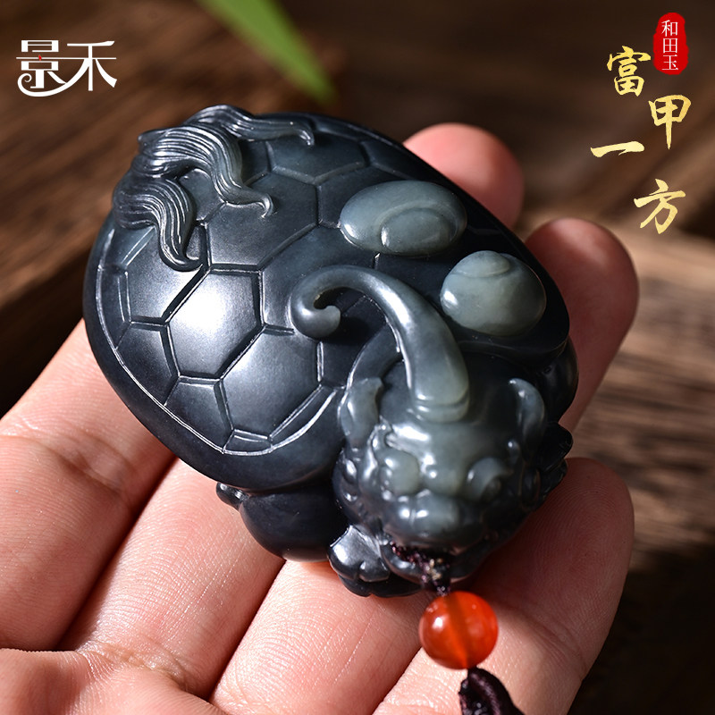 新疆和田玉青花籽料龙龟吊坠男玉石玉器富甲天下挂件女手把玩件