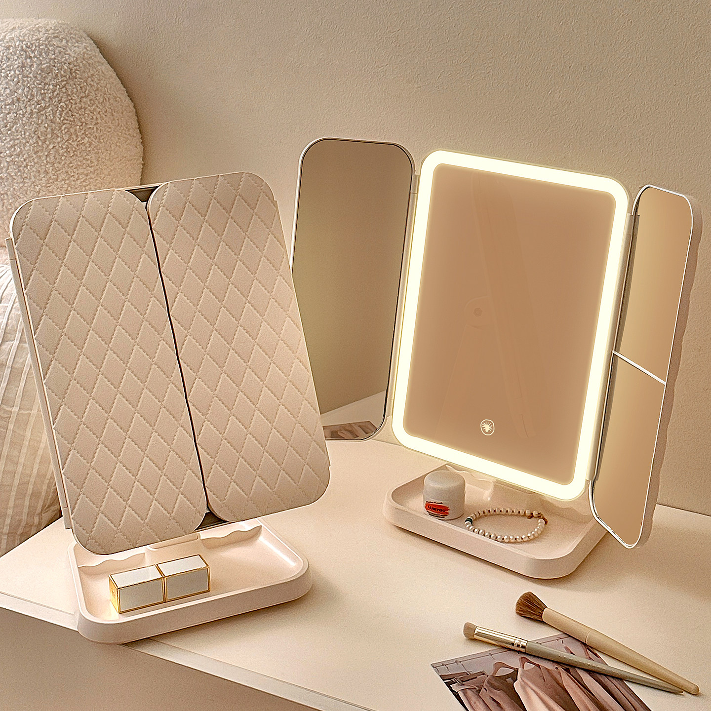 化妆镜台式桌面轻奢高级梳妆台多功能折叠放大带灯补光LED镜子,家庭/个人清洁工具,随身化妆镜,淘宝优惠券,粉丝福利购,淘宝优惠卷