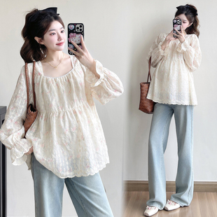 孕妇娃娃衫 孕妇装 方领上衣2025新款 碎花刺绣长袖 春秋百搭衣服 秋装