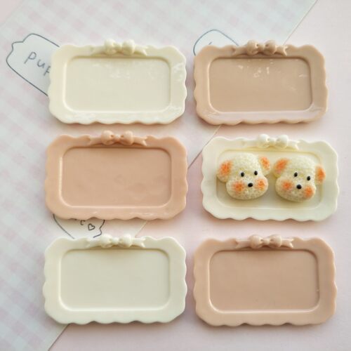 微缩仿真米咖色蝴蝶结食玩盘子娃屋捏捏装饰方盘手工diy树脂配件