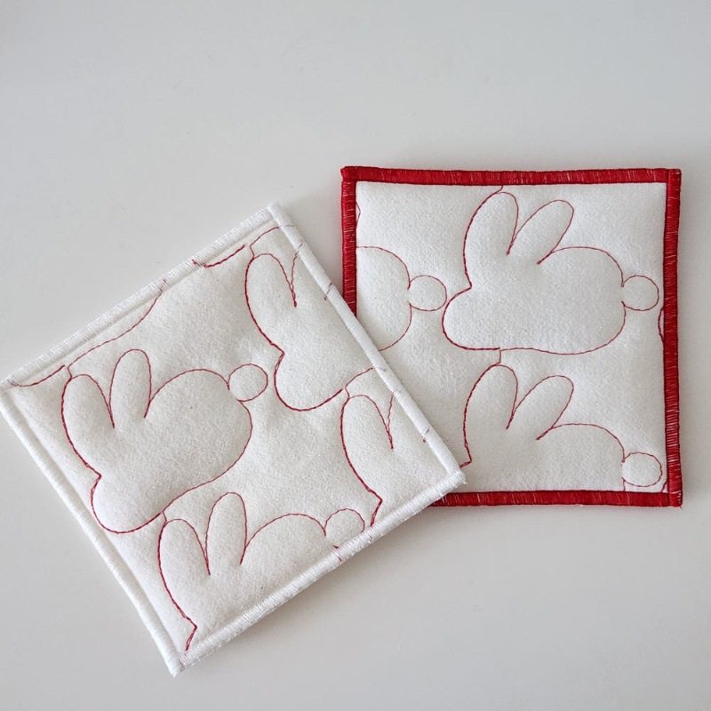 韩国ins红色小兔绗棉杯子垫布防烫桌面隔热垫拍照背景垫餐垫杯垫,餐饮具,餐垫,淘宝优惠券,粉丝福利购,淘宝优惠卷