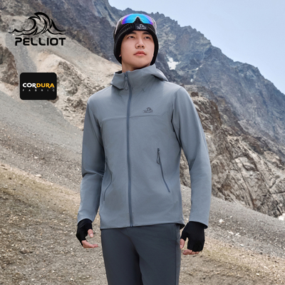 伯希和女款软壳轻量耐磨冲锋衣