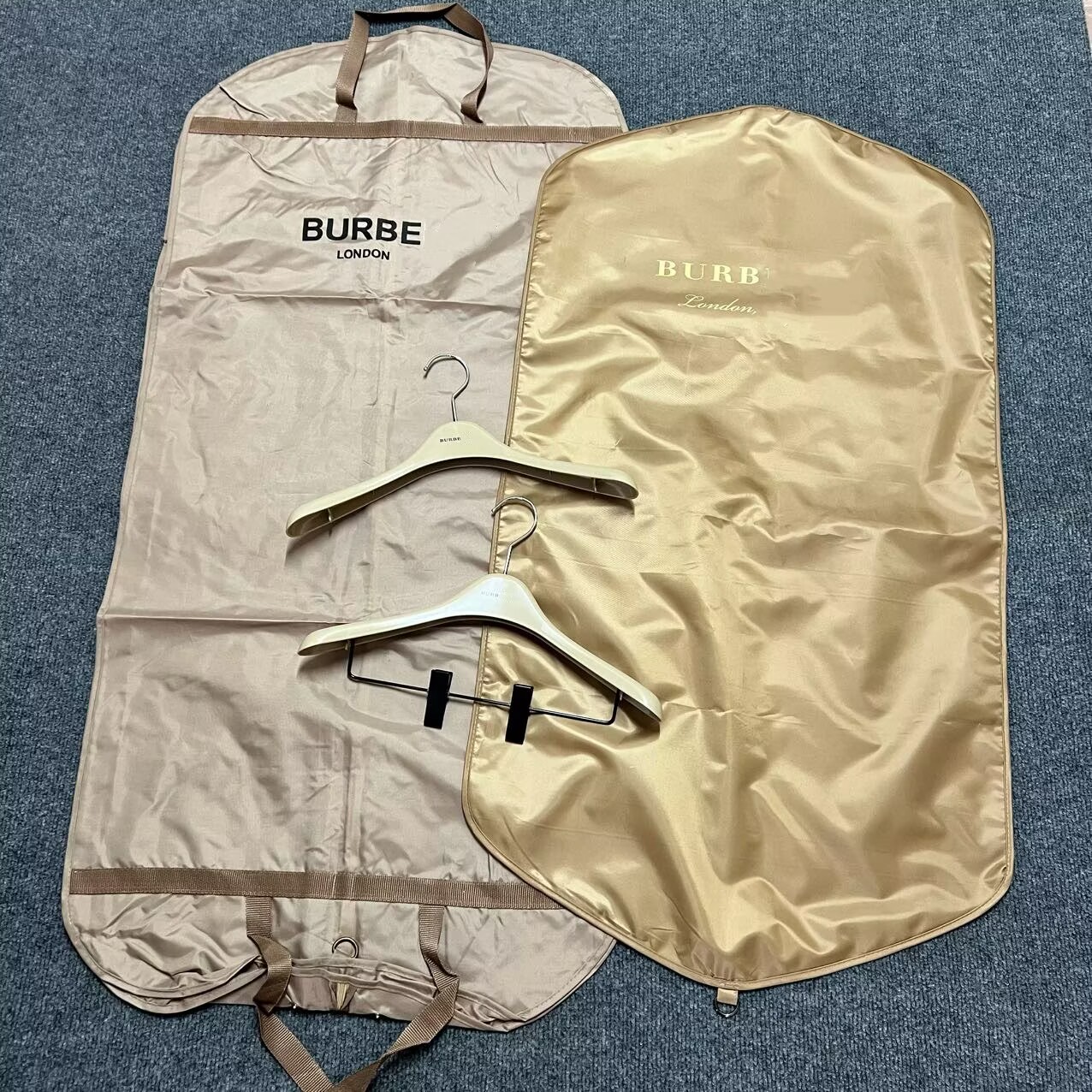 现货B家防尘袋衣架风衣收纳袋服装店衣袋西服罩挂衣架衣橱衣服套
