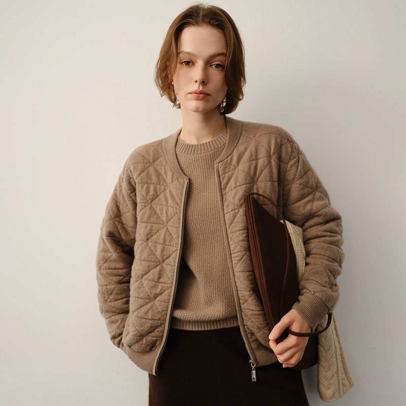 100%山羊绒女士“奶油泡芙”菱形格针织开衫慵懒欧美老钱风百搭,女装/女士精品,羊绒衫,淘宝优惠券,粉丝福利购,淘宝优惠卷