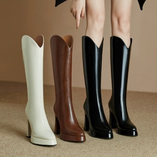 9cm软皮高跟长筒靴女2025粗跟尖头防水台不过膝高筒靴V口气质皮靴