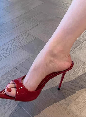 性感凉拖鞋女外穿2026年夏季新款细跟尖头一字拖不累脚红色高跟鞋