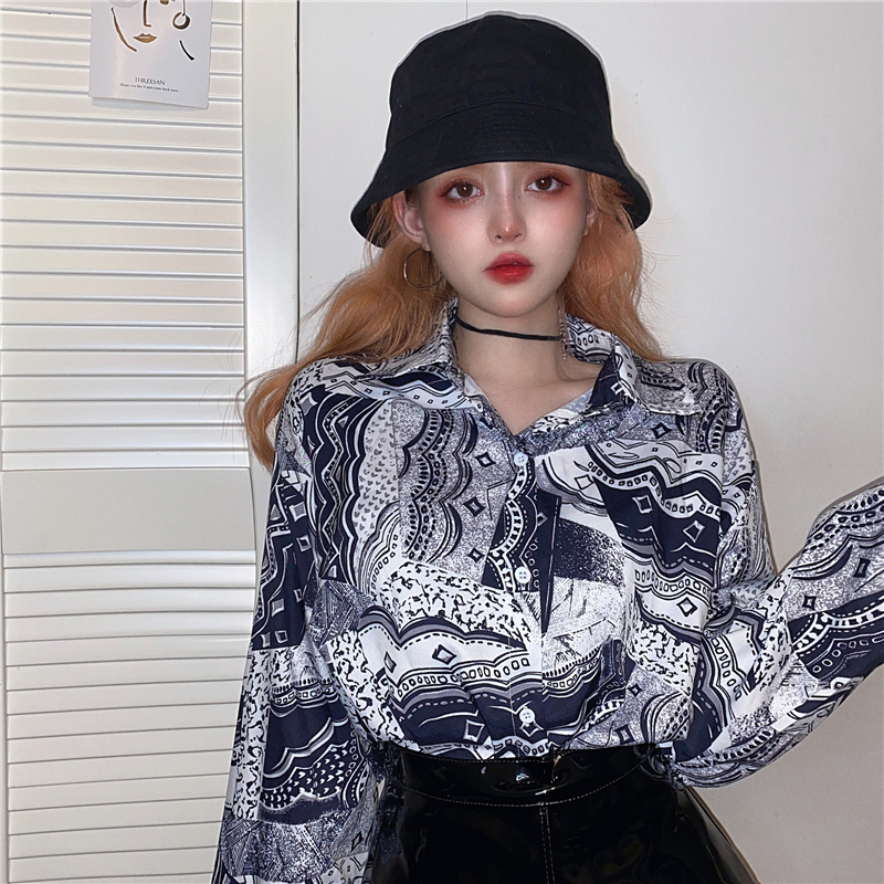 Real shot real price spring new Korean retro design print loose thin versatile Long Sleeve Shirt