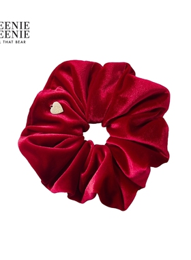 TEENIEWEENIE bearnova26年春季新款女装节日感爱心吊坠丝绒发圈