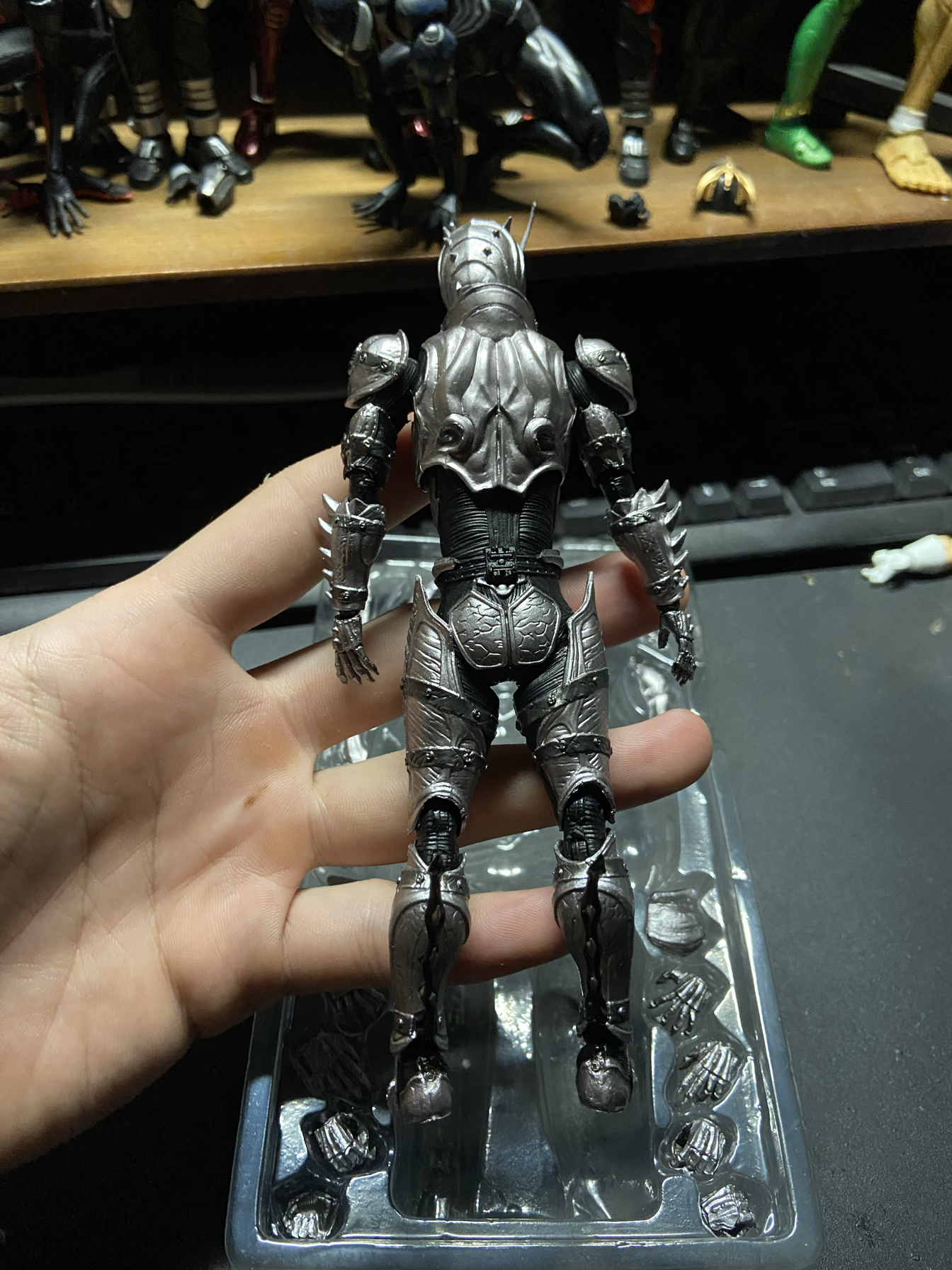 新款假面骑士 SHF黑日BLACK影月关节可动模型手办 秋月信彦多配件