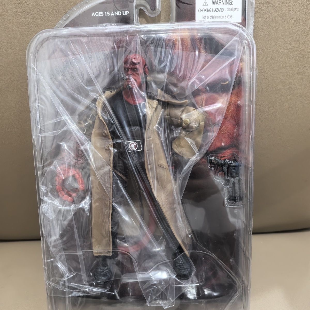 Mezco蚂蚁 地狱男爵 Hellboy电影版 7寸可动人偶摆件模型生日礼物
