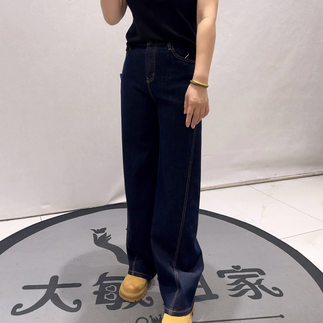 89006柏菲蒂秋款新品普洗蓝牛仔裤