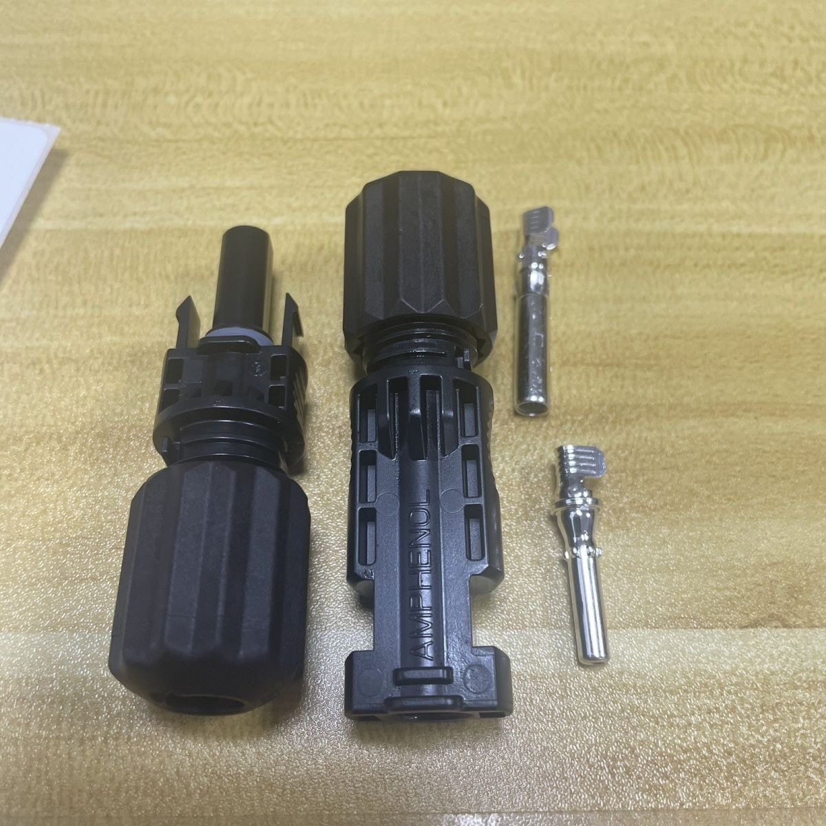 华为逆变器专用mc4直流端子1500V安费诺mc4连接器H4 plus公母头图片