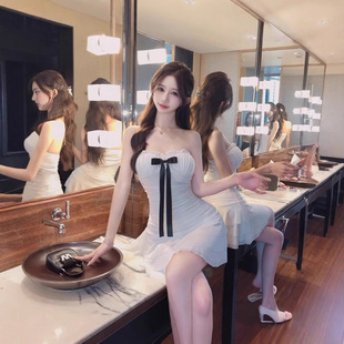 新款女装可爱蝴蝶结拼接网纱包臀显瘦性感抹胸连衣裙短款