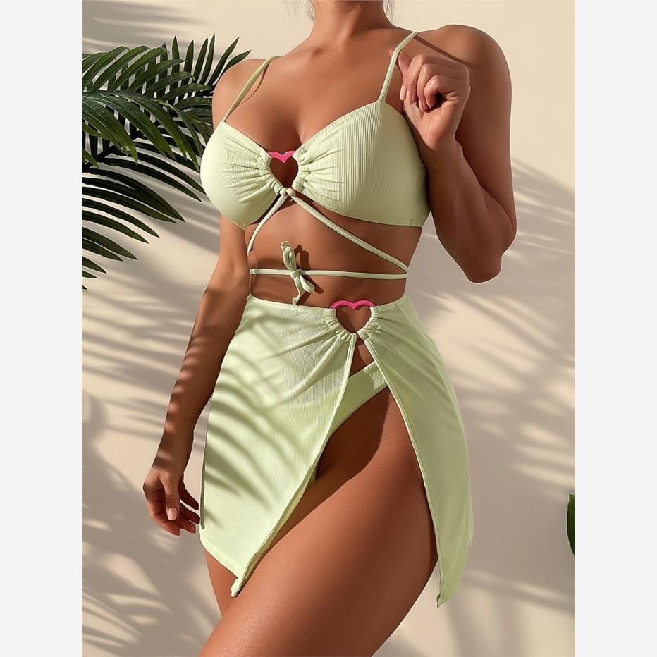 SwimwearPushUptBikin