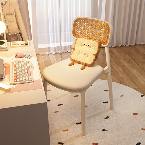 藤编透气电脑椅子ins风书桌椅子