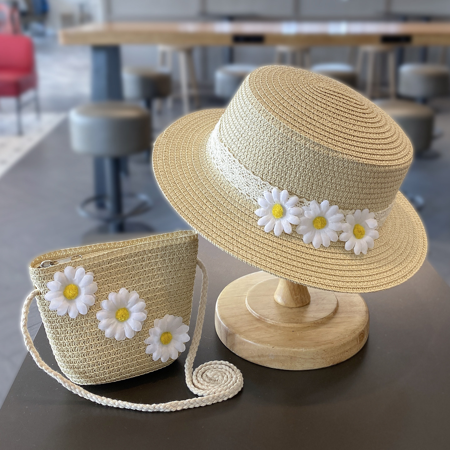 夏天小女孩大檐平顶遮阳草帽女童出游沙滩防晒女宝宝亲子渔夫帽夏