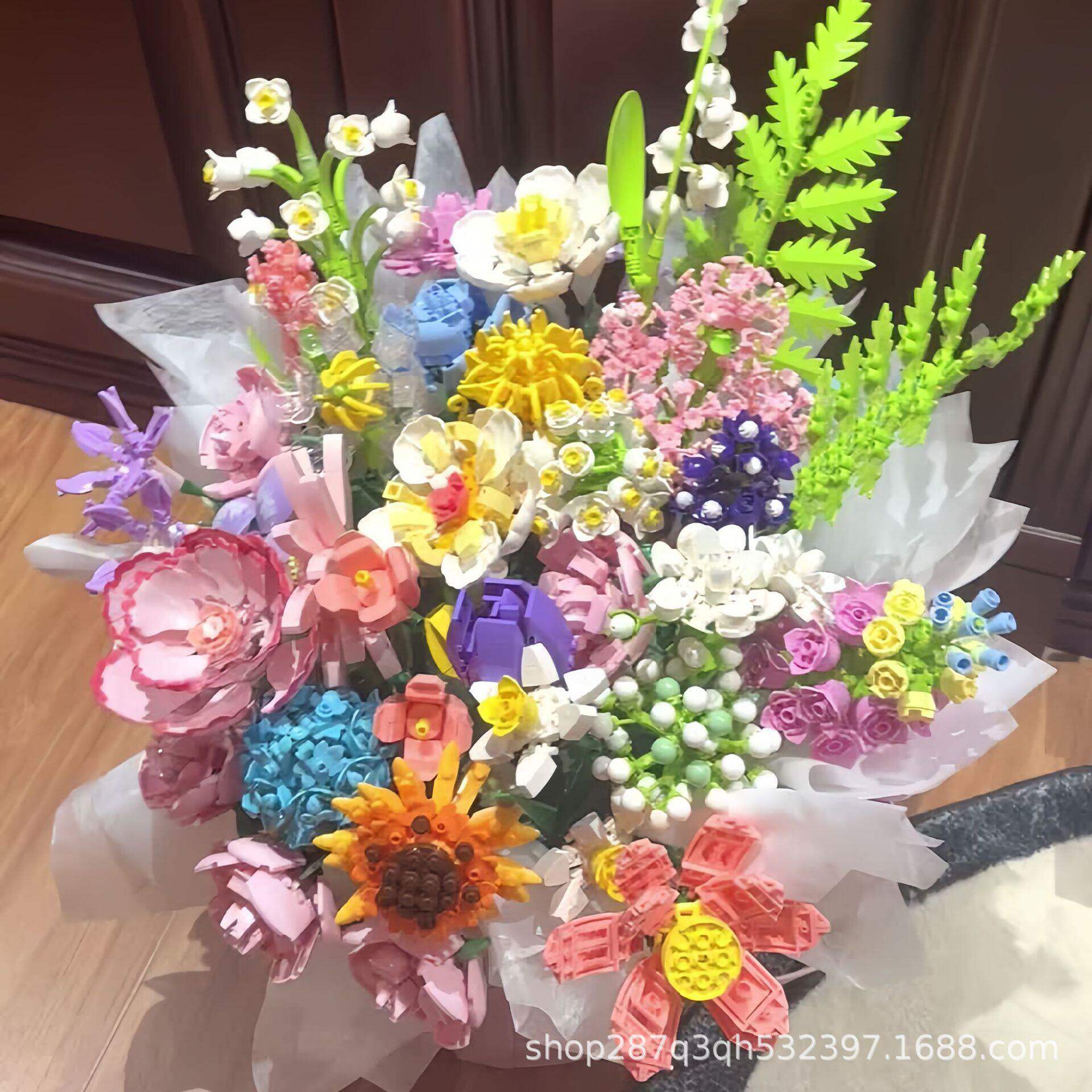 跨境益智小颗粒拼插积木花仿真拼装玫瑰茉莉雏菊永生花束积木玩具
