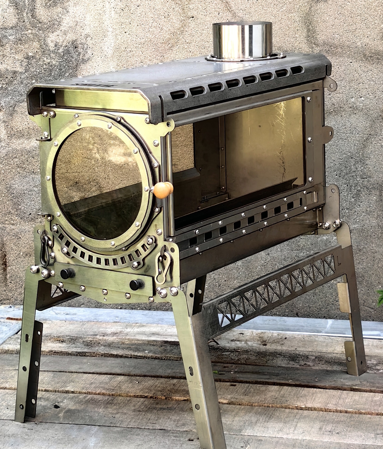 拾铁大号上尉户外柴火炉帐篷取暖炉折叠灶台露营野炊具家用小壁炉