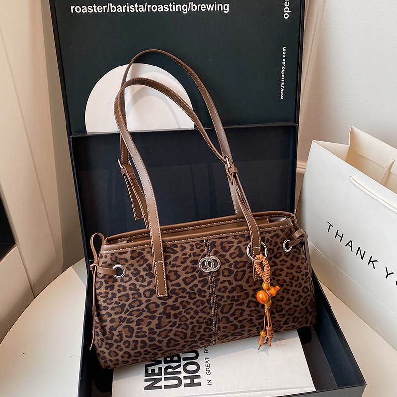 复古大容量豹纹包包女2025新款通勤百搭单肩包高级感手提波士顿包,箱包皮具/热销女包/男包,小方包,淘宝优惠券,粉丝福利购,淘宝优惠卷