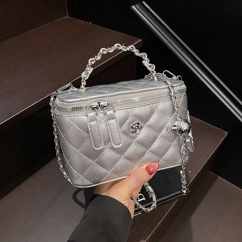 菱格绣线小包包女2025新款春夏百搭链条斜挎包流行爆款手提小方包,箱包皮具/热销女包/男包,小方包,淘宝优惠券,粉丝福利购,淘宝优惠卷