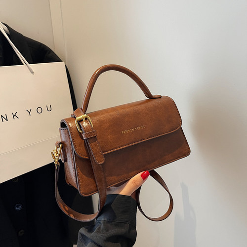 复古小方包蜜萝猫女士手提