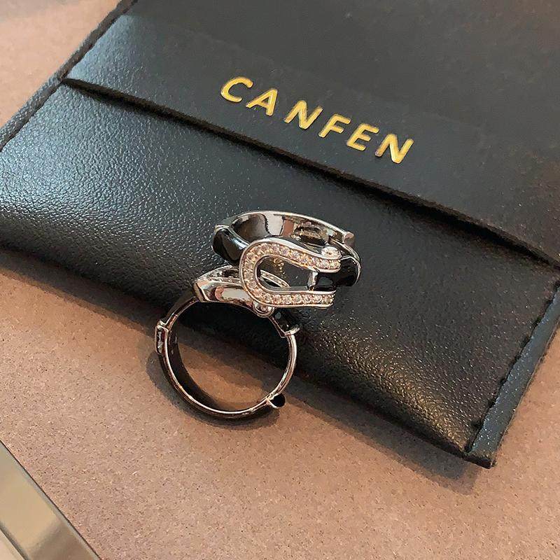 黑色宝石马蹄扣耳环2025新款爆款圈圈耳扣轻奢高级感欧美小众耳饰,饰品/流行首饰/时尚饰品新,耳环,淘宝优惠券,粉丝福利购,淘宝优惠卷