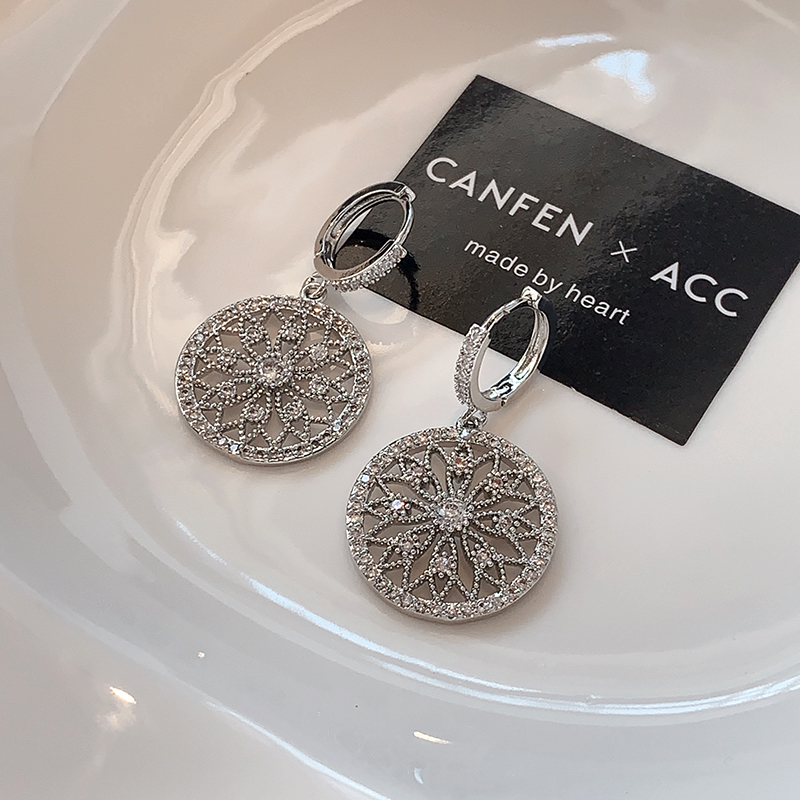 XMR设计感镂空捕梦网花朵耳坠女