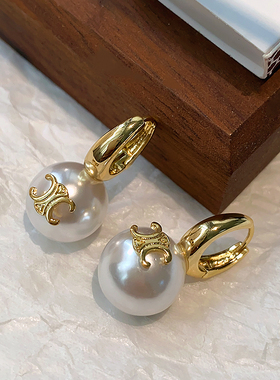 珍珠耳坠2026新款爆款高级感法式耳环小香风金属耳扣轻奢金色耳饰