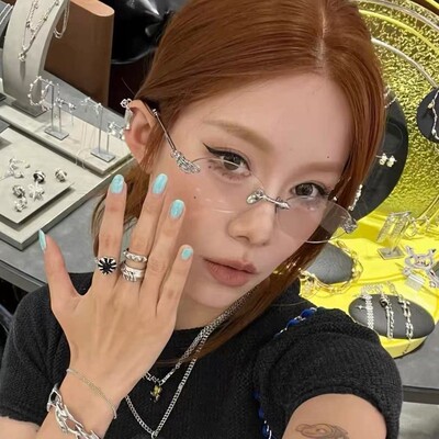 韩版无框椭圆形金属镂空近视眼镜防蓝光配度数近视平光镜女高智感