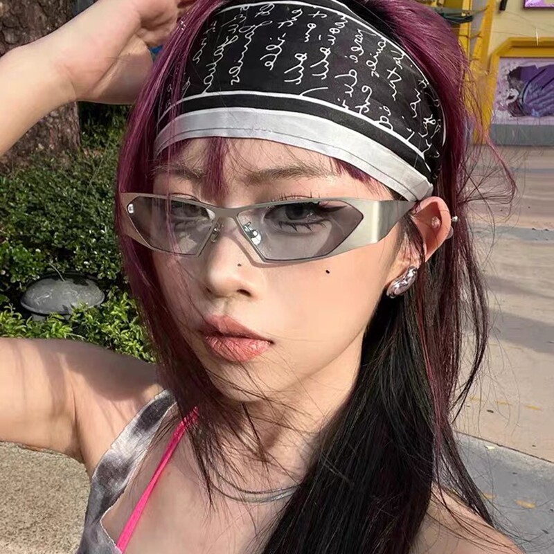 未来科技感原宿风金属框太阳镜复古Y2K甜酷辣妹拍照凹造型墨镜女