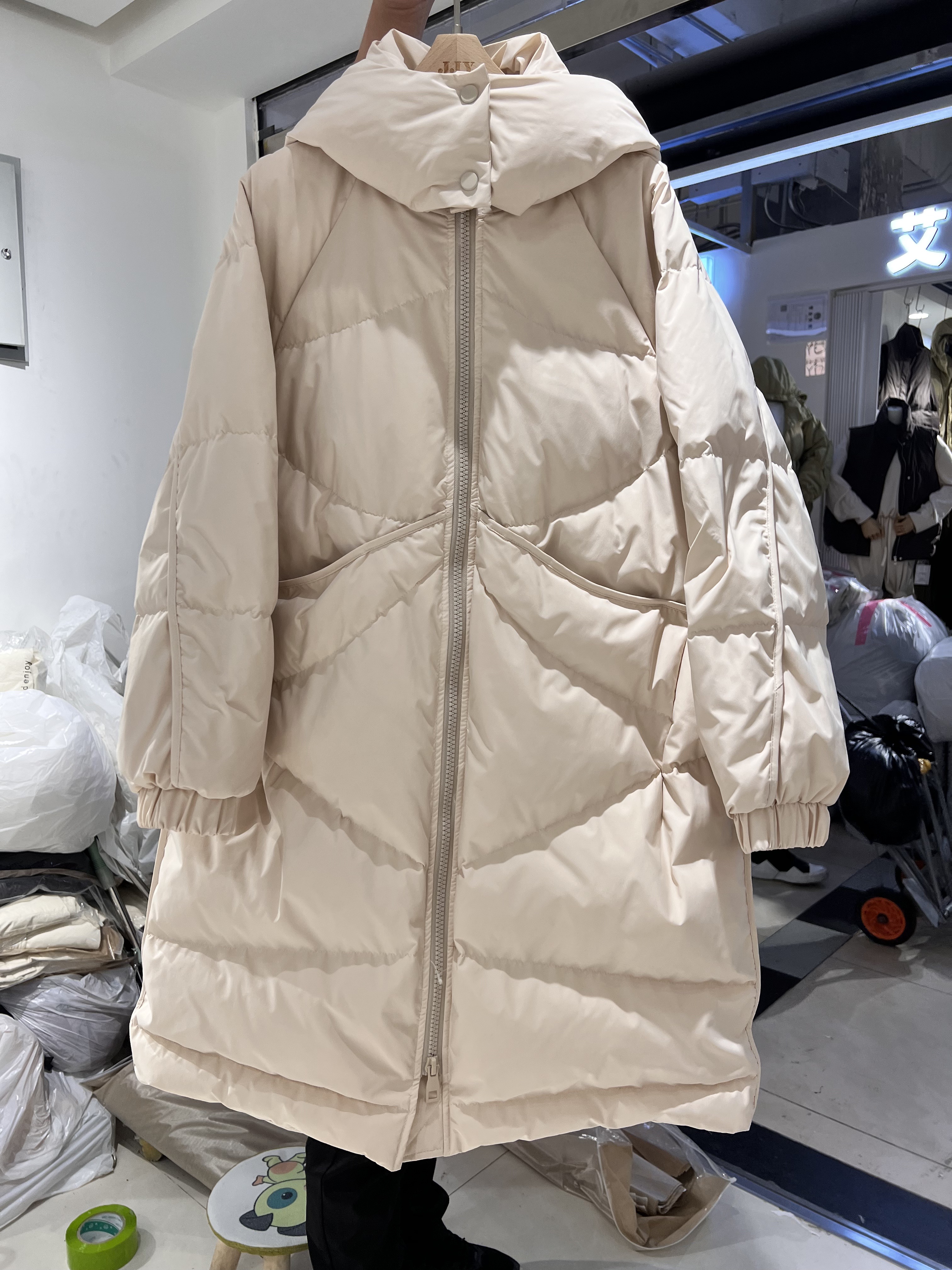 2023年冬季韩国大口袋90白鸭绒羽绒服女中长款长过膝宽松外套9852