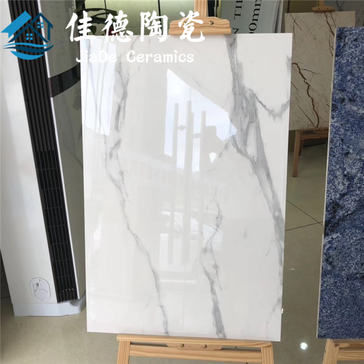 鱼肚白大理石客厅背景墙地砖