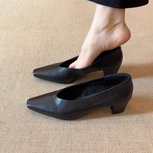 极简复古浅口粗跟通勤单鞋 4.5cm小众方头V口高跟鞋 nnmiss·34