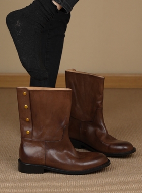 nnmiss/3cm高级感圆头擦色铆钉西部靴复古百搭头层牛皮低跟短靴